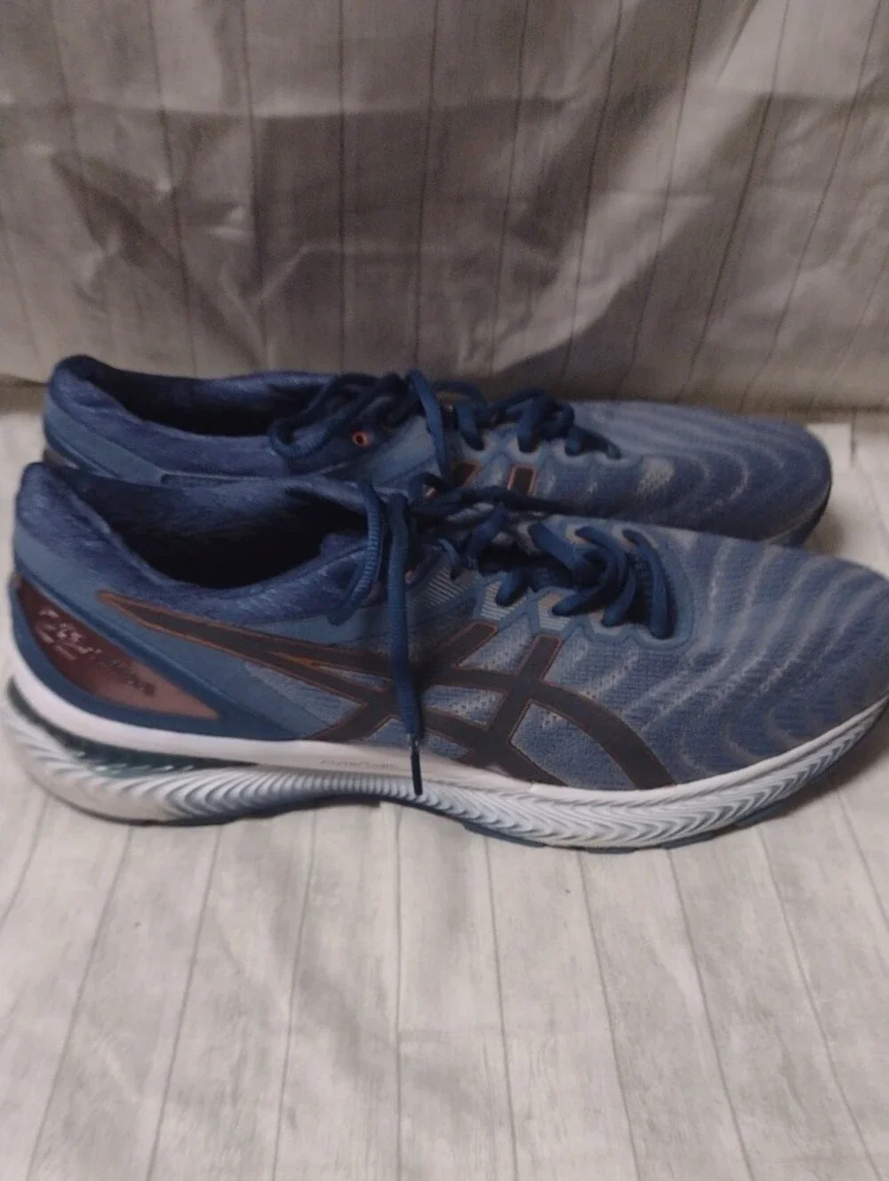 Asics Gel Nimbus Men's Blue Sneakers With Bronze Accents (J1144)